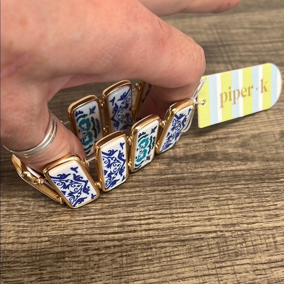 Piper K | Stretch Bracelet ✨ - Picture 8 of 8